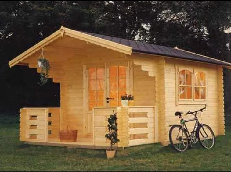Casette in legno da giardino