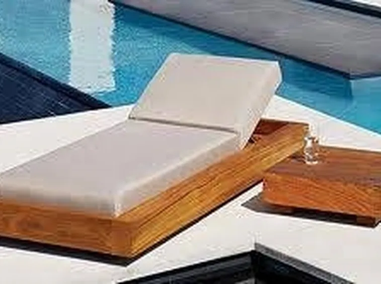 arredamento per esterni in legno