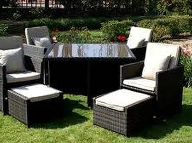 Mobili giardino rattan 