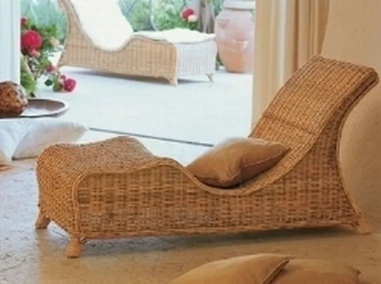 chaise longue