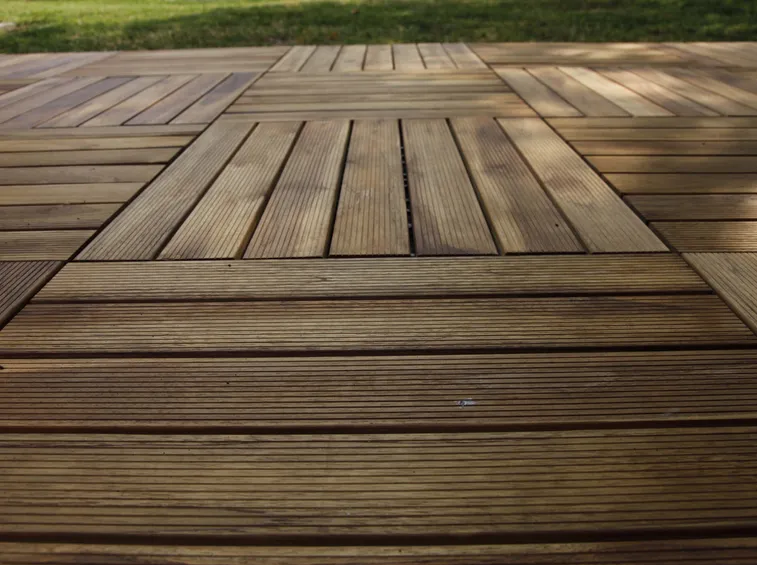 Piastrelle in legno