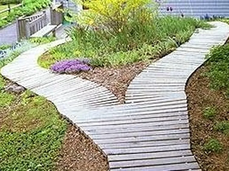 camminamenti e pavimentazioni in legno