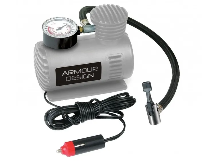 Un mini compressore da alimentare dalla batteria dell'auto