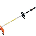 Decespugliatore Stihl con testa rotante avente filo in dotazione.