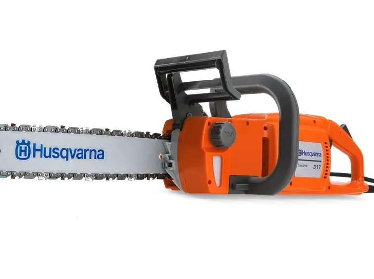 La motosega Husqvarna 317EL