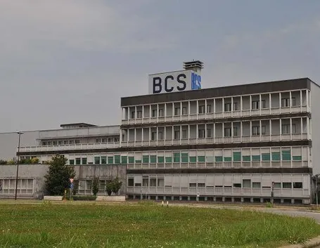 Gli uffici dell'azienda ad Abbiategrasso