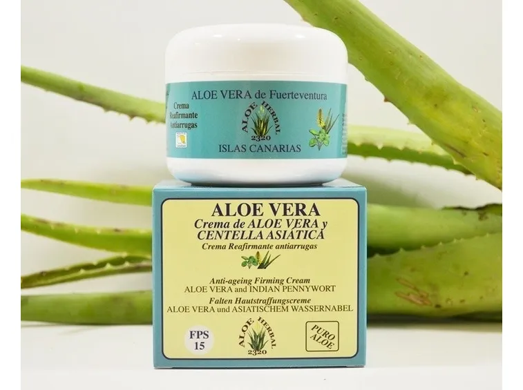 Crema a base di aloe vera