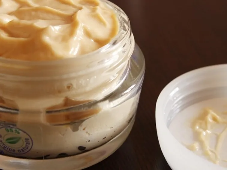 Crema idratante per il viso fatta in casa