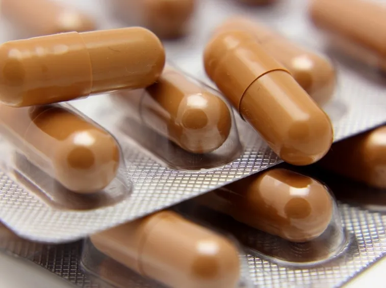 Capsule di acido ialuronico