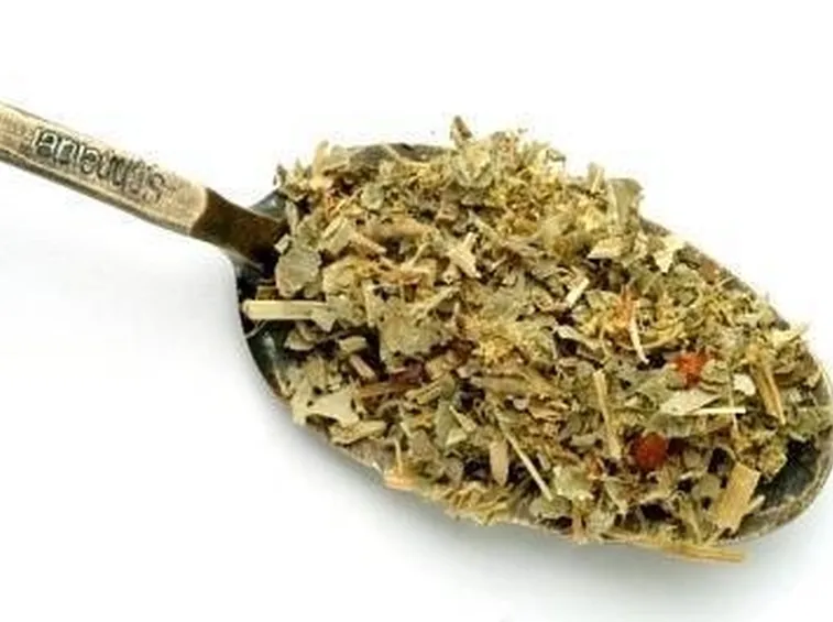 foglie secche alchemilla