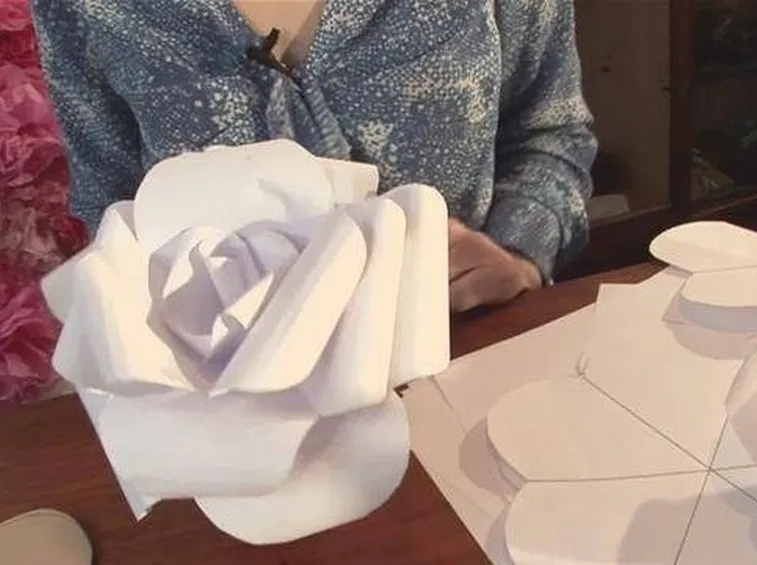 fiore di carta