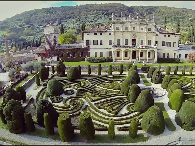 Una veduta di Villa Arvedi, dimora veneta del 1200