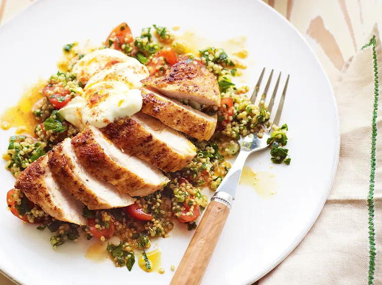 Pollo arrosto aromatizzato con elicriso