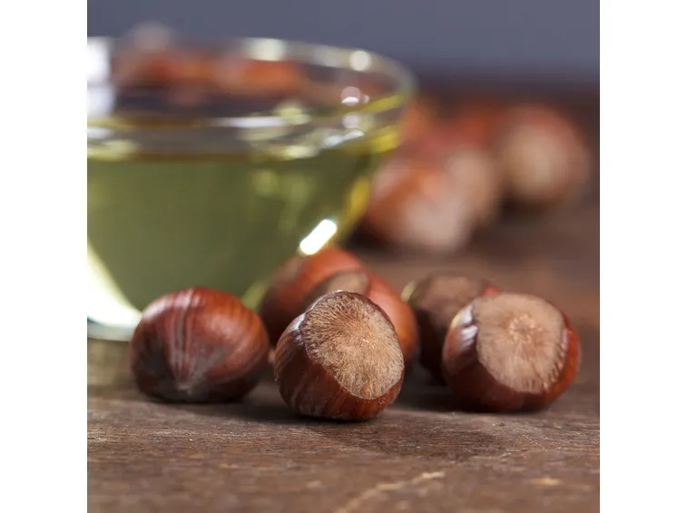 olio di nocciole