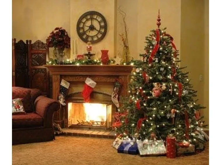 preparazione albero di natale