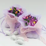 confetti e fiori finti