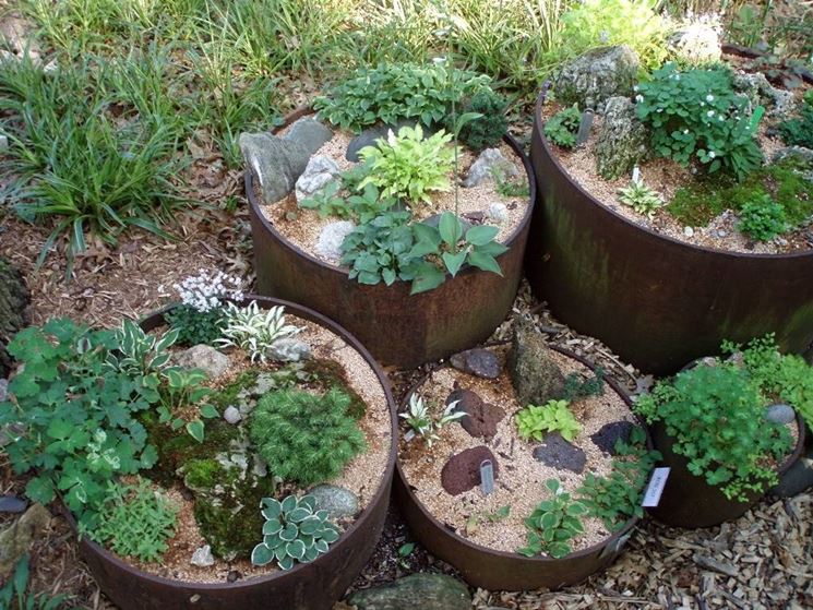 Contenitori per piante fioriere contenitori per piante tipologie Contenitori per giardini pensili