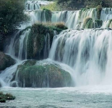 cascate pietra