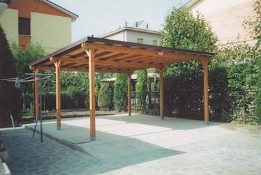 Tettoia fissa in legno