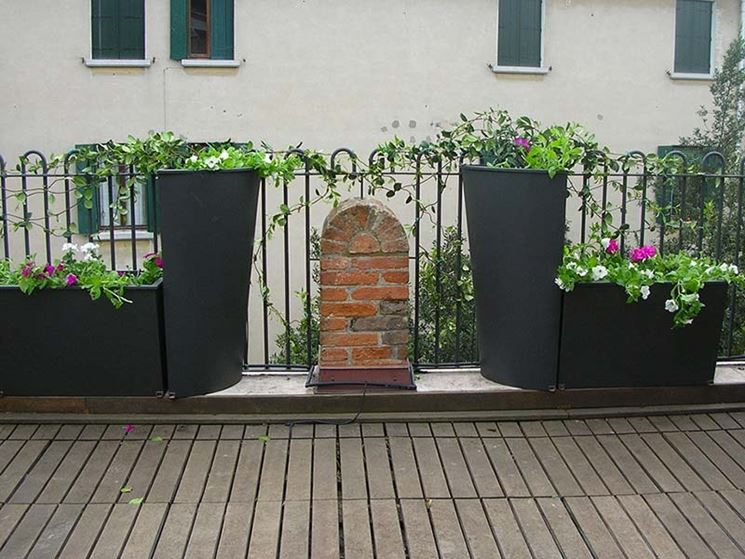 Fioriere ferro battuto fioriere fioriere ferro battuto vasi ... Fioriera ferro battuto per giardino