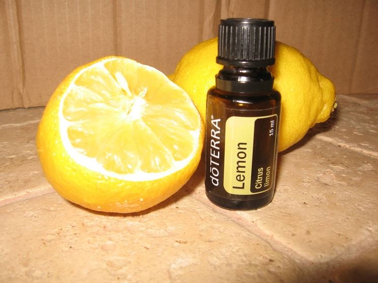 L'olio essenziale che si ricava dai limoni