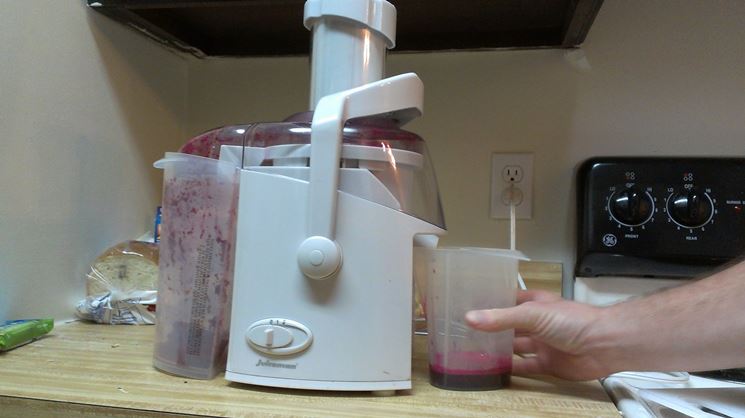 Preparazione del succo di barbabietola