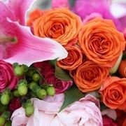 Bouquet di rose lilium e ortensia