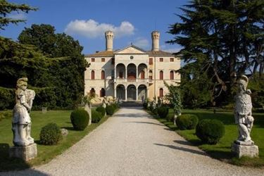 L'Entrata del Castello di Roncade