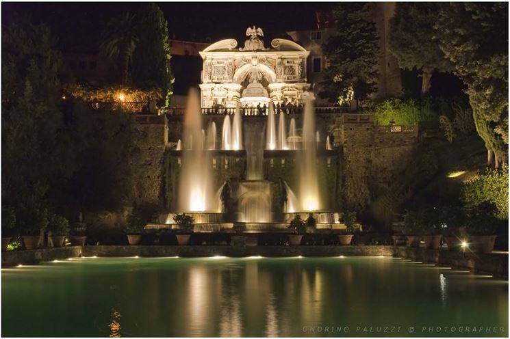 Villa d'Este di notte.