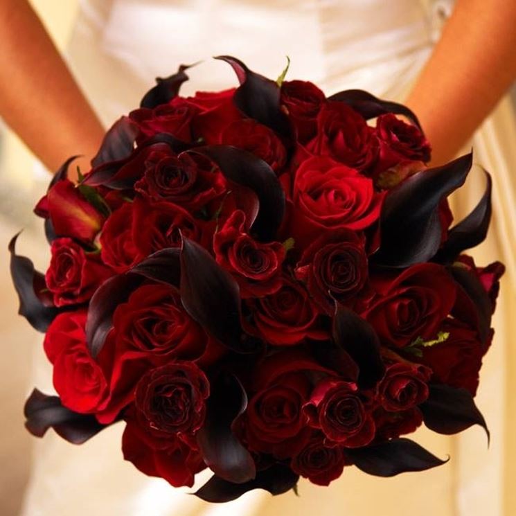 Bouquet da sposa di rose baccara